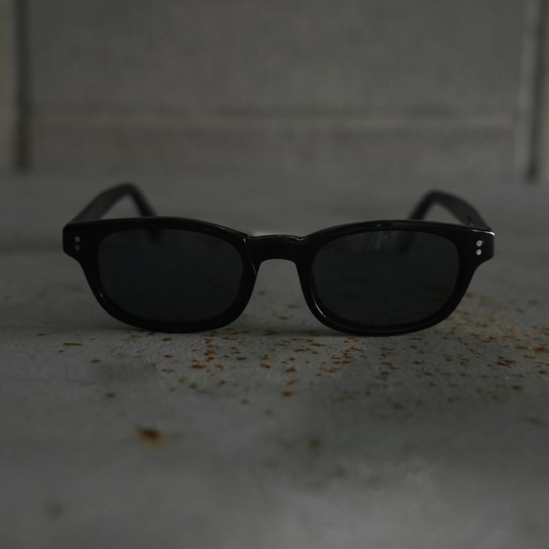 DKNY Sunglasses (00s) | globule mag.