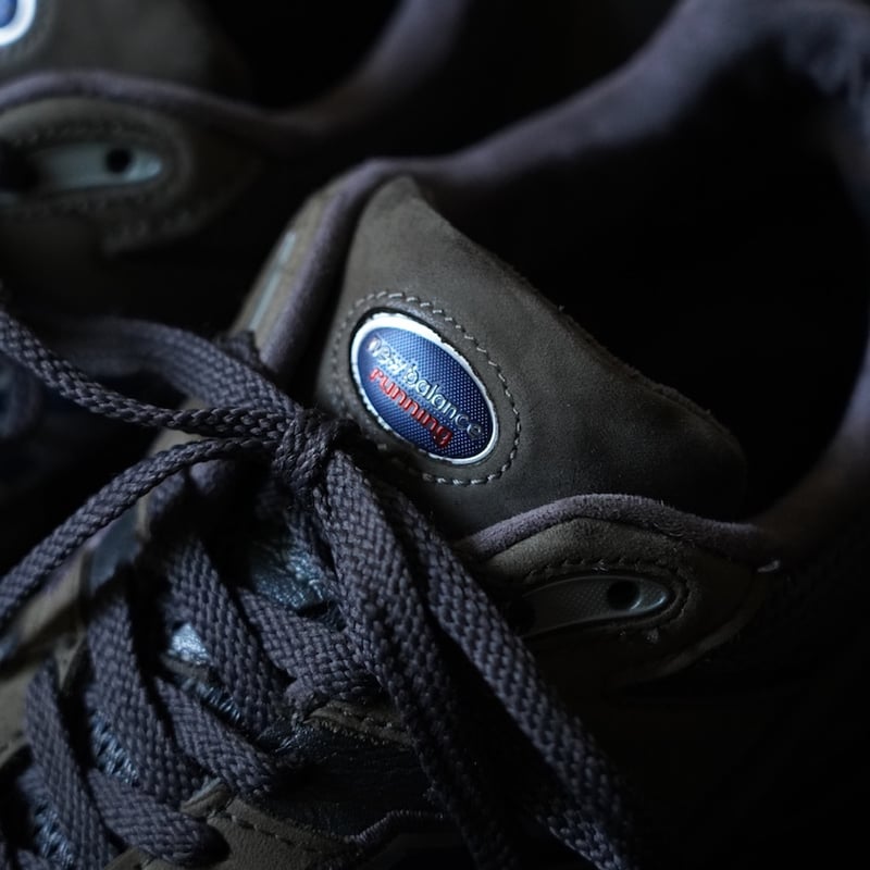 New Balance MR2002 (00s 9 1/2 made in USA) | gl
