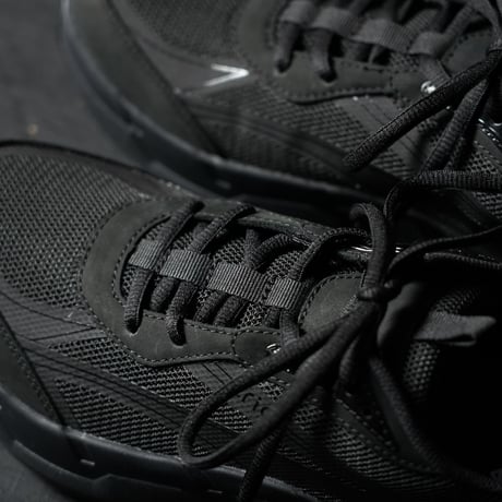 hoja / Black