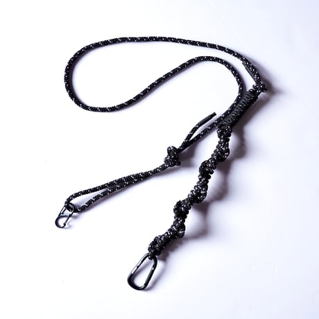 "KNOT" BLACK
