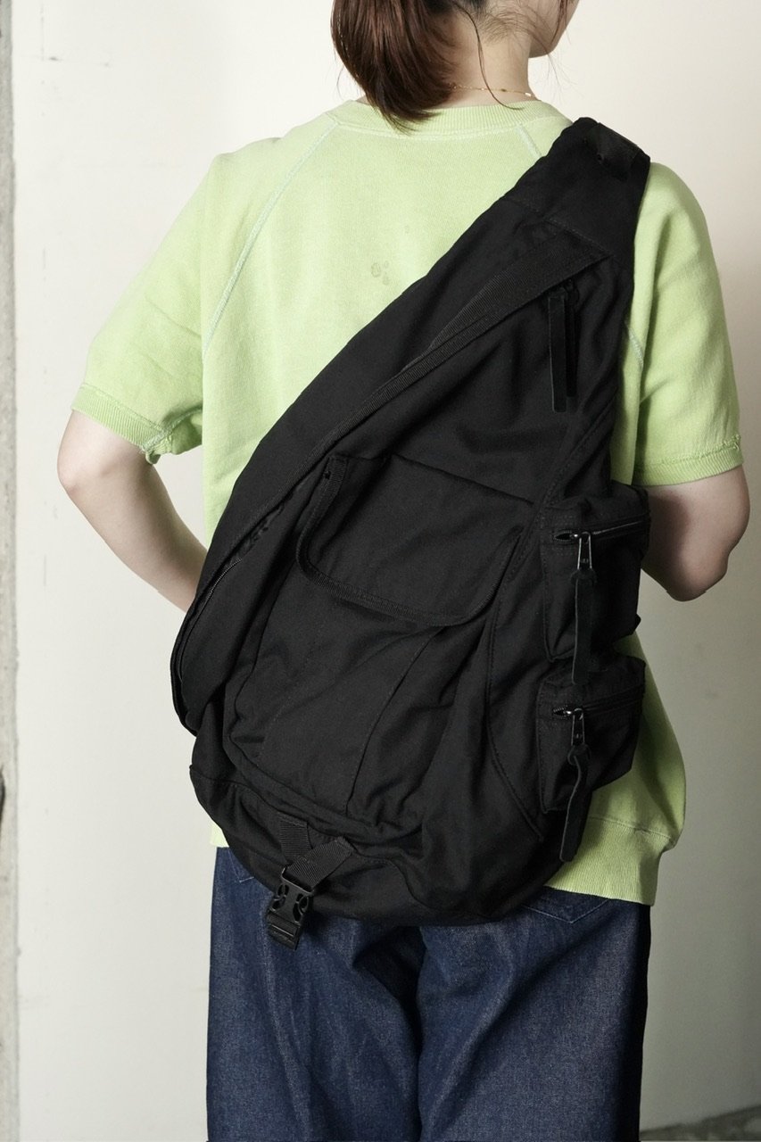 GAP スリングバッグ　黒 GAP｜(M)Gapロゴ スリングバッグ -- | Rakuten Fashion(楽天