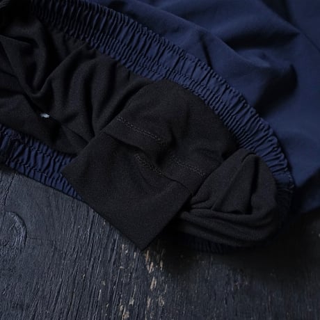 US Navy Woven Short (00s XL New Balance )