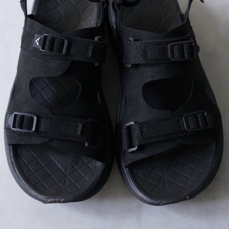Kuruka 2.0 / Triple Black