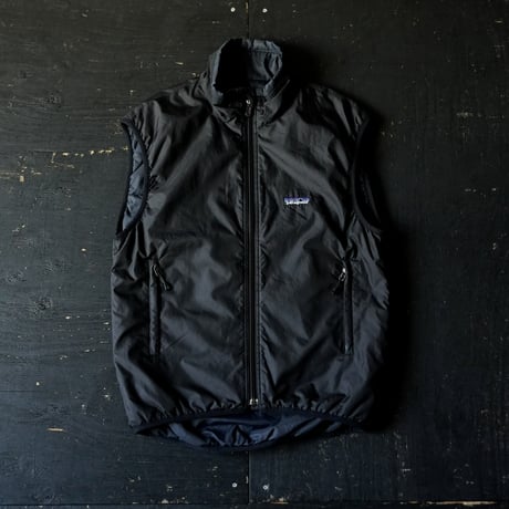 CATEGORY VESTS | globule mag.