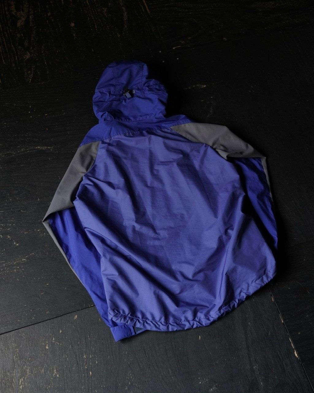 [名作]Patagonia エッセンシェルジャケット 2001年製 刺繍タグ 名作]Patagonia エッセンシェルジャケット 2001年製 刺繍タグ