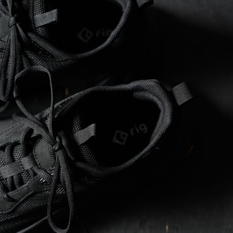 hoja / Black