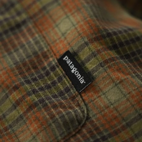 Patagonia Organic Cotton Plaid Shirt (XL made in Portugal)
