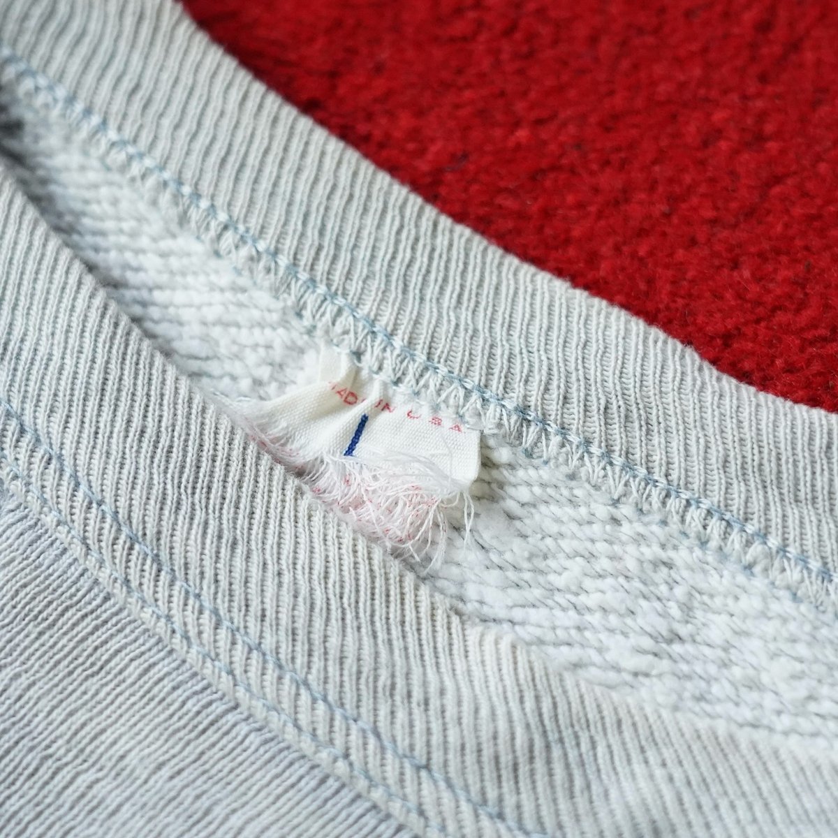 Vintage Russell Crew Neck Sweat 前V globule mag.