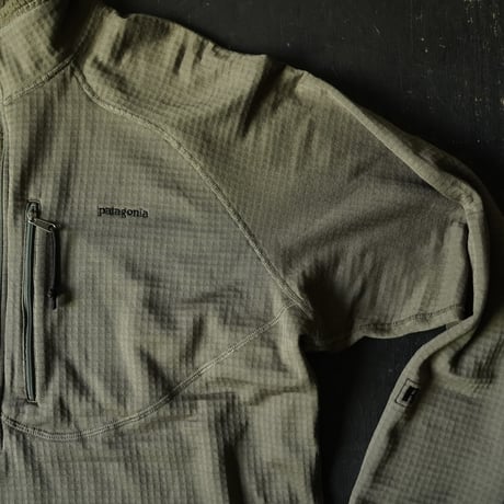 Patagonia R1 Fleece Half Zip Pullover(00s XL made in USA )