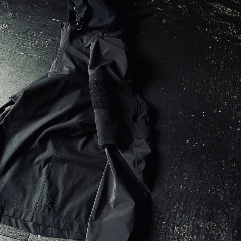 special】Arc'teryx LEAF Gryphon Combat Jacket (