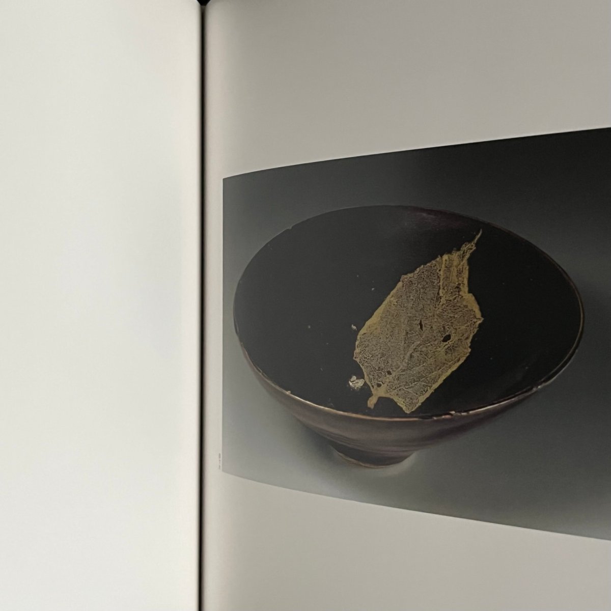 国宝油滴天目茶碗と国宝飛青磁花生 伝世の名品 | Soleil et Lune