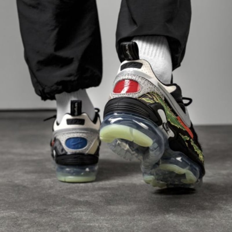 Nike air vapormax 95 on feet sales