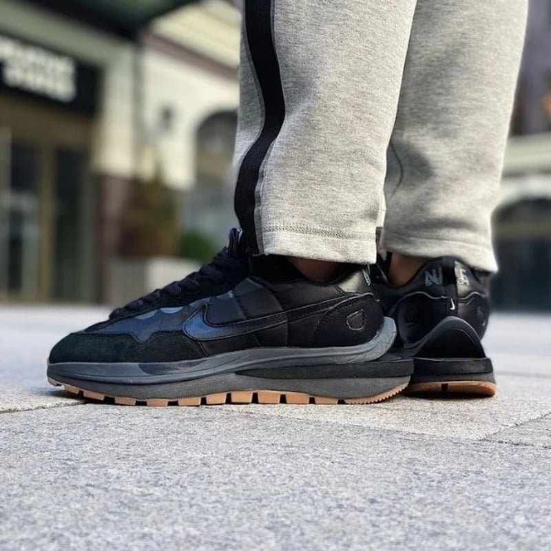 Nike Sacai ヴェイパーワッフルブラックガム28.5㎝