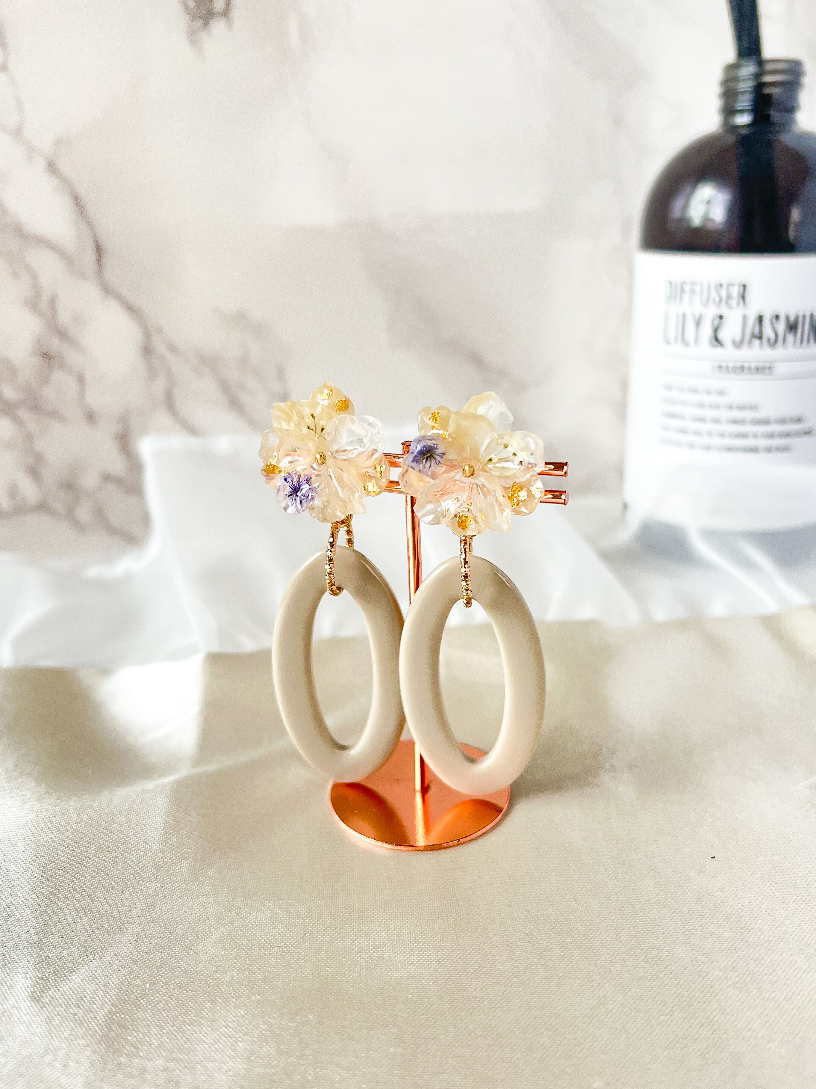 大ぶりフラワーピアスorイヤリング | handmade shop Ray
