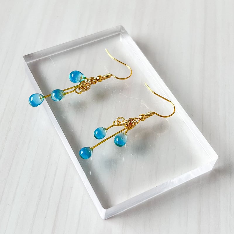 雨の雫ピアス | handmade shop Ray