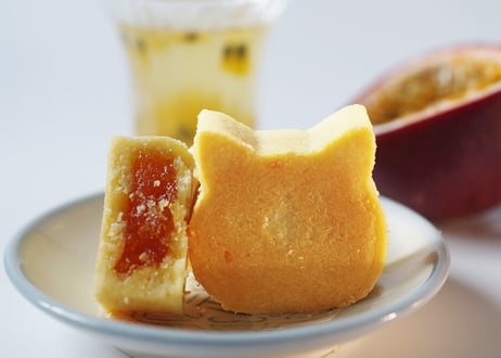 季節限定【パッションフルーツ】猫米パイナップルケーキ