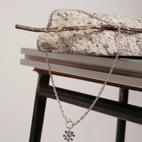 w0dd BANGKOK: LOGO NECKLACE SIZE14-16"