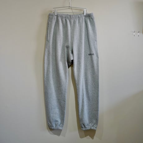 serve emb. sweat pant grey