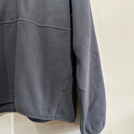 serve logo mark emb. fleece pullover