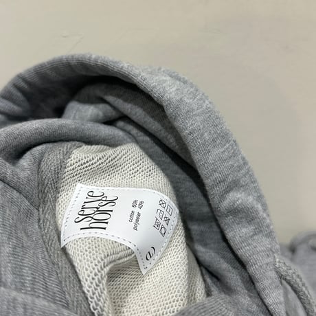 serve horse sweat hoody gray