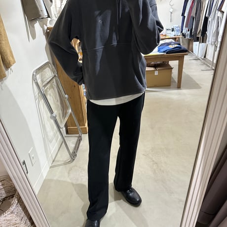 serve logo mark emb. fleece pullover