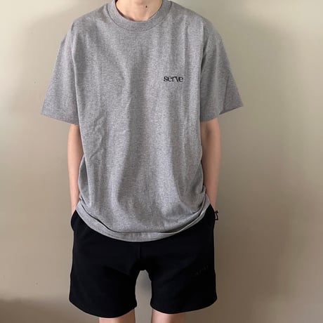 serve emb. T-shirt　Gray（Black 刺繍）