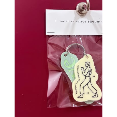serve logo key holder  with sticker 🏷️