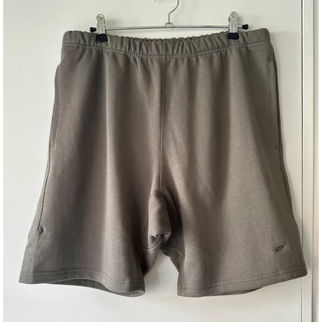 serve logo mark emb. sweat shorts