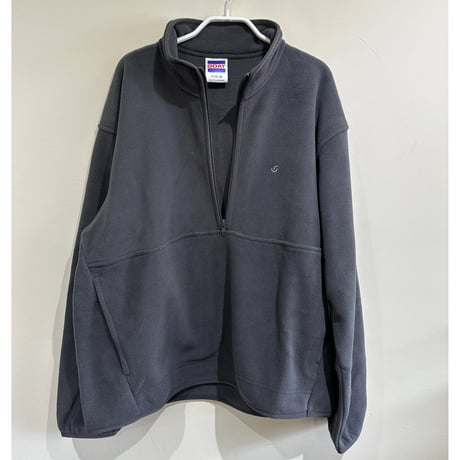 serve logo mark emb. fleece pullover