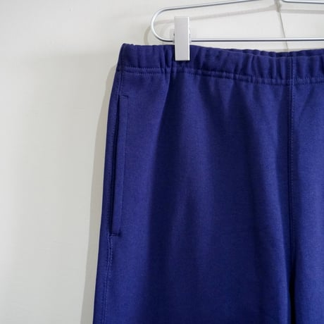 serve emb. sweat pant navy