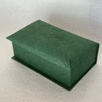 財布ベッド。【 みどり 】