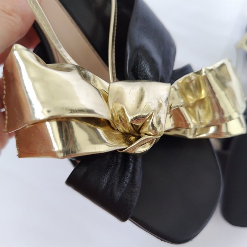 良品❤箱付き☆GUCCI【グッチ】バイカラー リボン サンダル 黒 良品❤箱付き☆GUCCI【グッチ】バイカラー リボン サンダル 黒