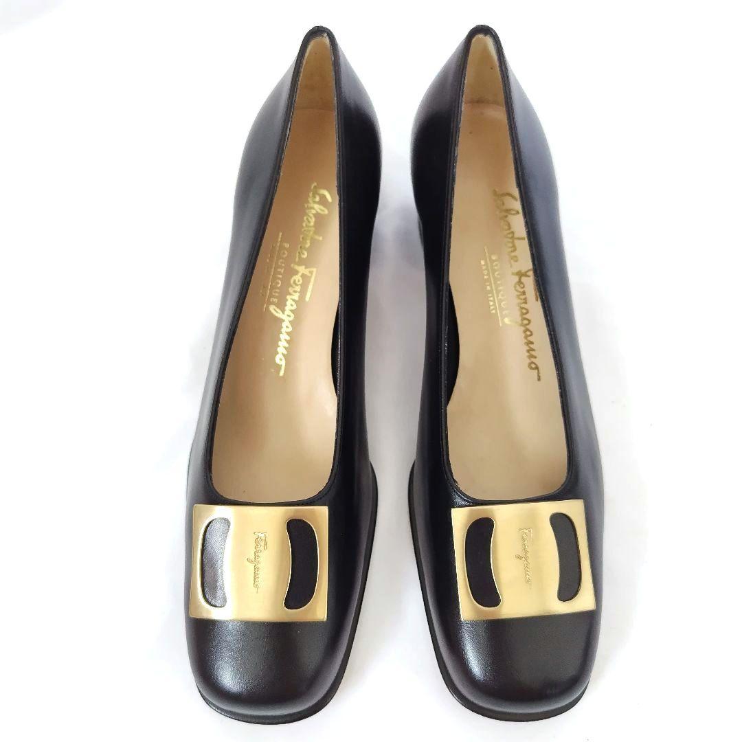 新品未使用❤箱付き☆フェラガモ【Ferragamo】ヴァラプレート 新品未使用❤箱付き☆フェラガモ【Ferragamo】ヴァラプレート
