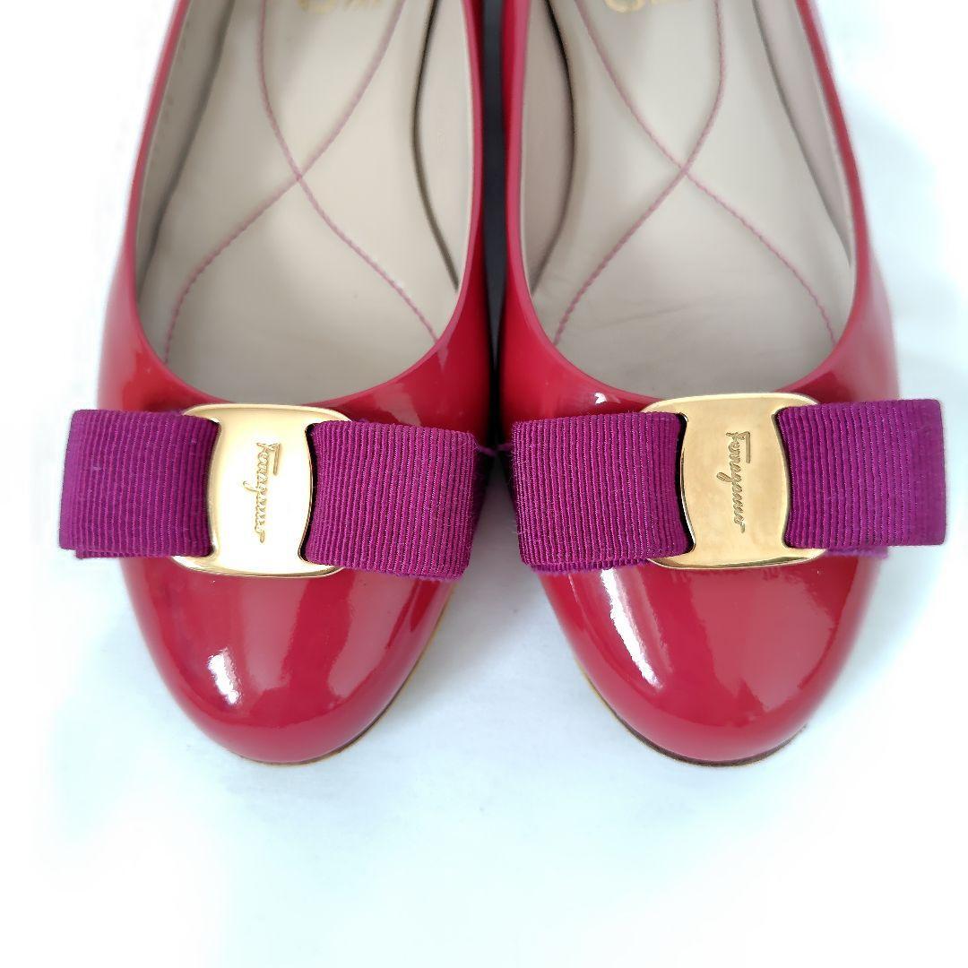 フェラガモ　ヴァリナ　フラットパンプス FERRAGAMO フェラガモ バレエシューズ/フラットシューズ/VARINA ワイズ