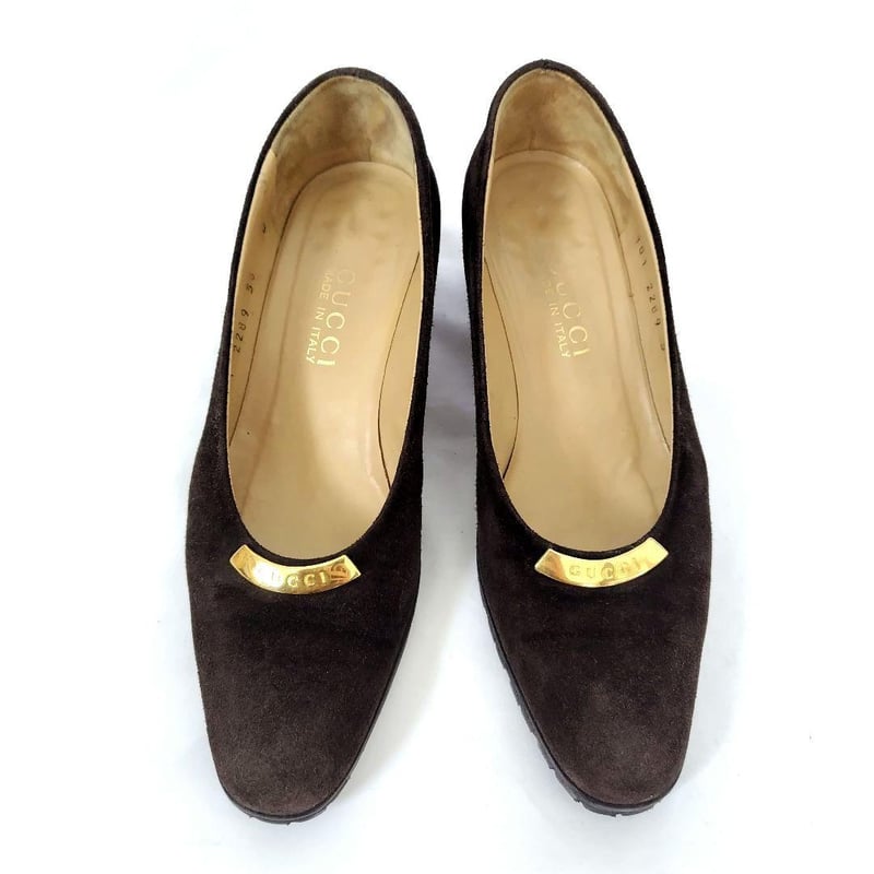 GUCCI【グッチ】スエード ロゴプレート パンプス 濃茶 | re2rinrin