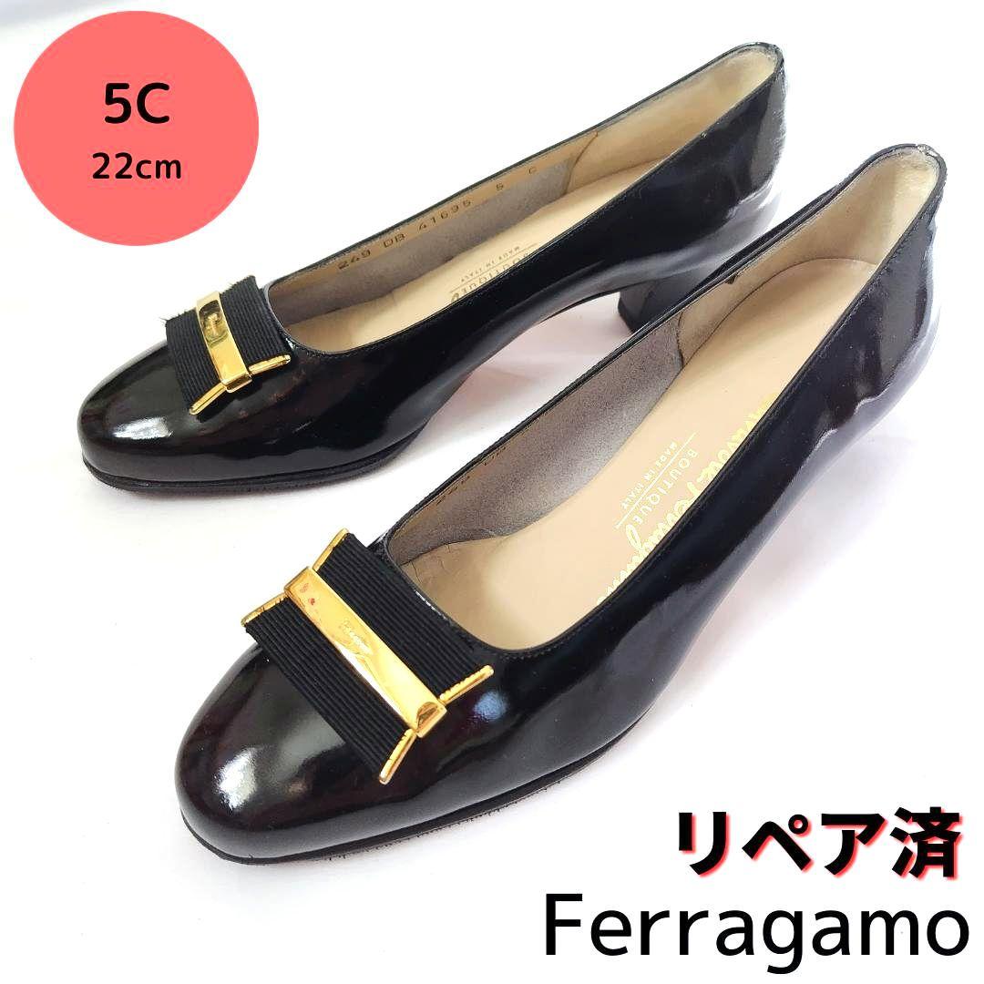 サルヴァトーレ・フェラガモ【Ferragamo】エナメル パンプス 黒