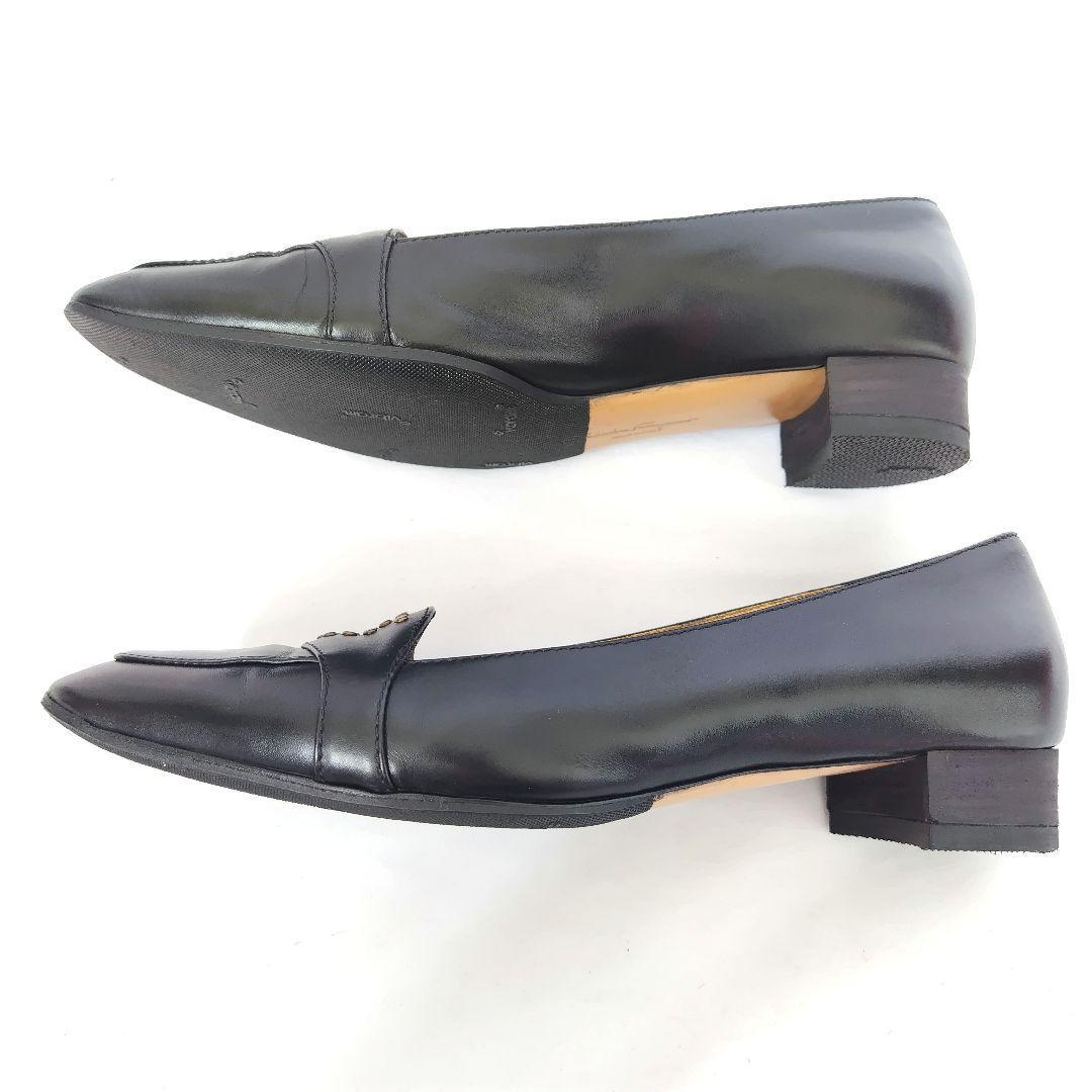 良品Ferragamo【フェラガモ】ガンチーニ スタッズ ローヒールパンプス