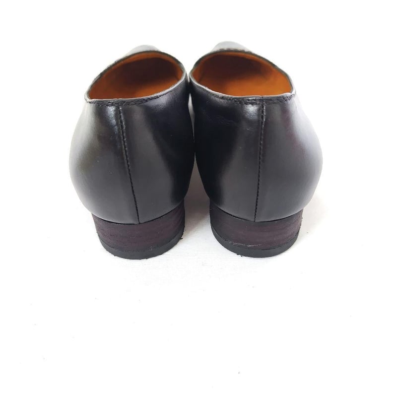 良品Ferragamo【フェラガモ】ガンチーニ スタッズ ローヒールパンプス