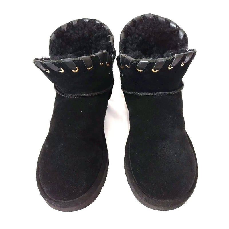 UGG 黒 スエード ムートンブーツ ボタン付き UGG黒 スエード ボタン付き ショートブーツ UGG 黒 ムートンブーツ