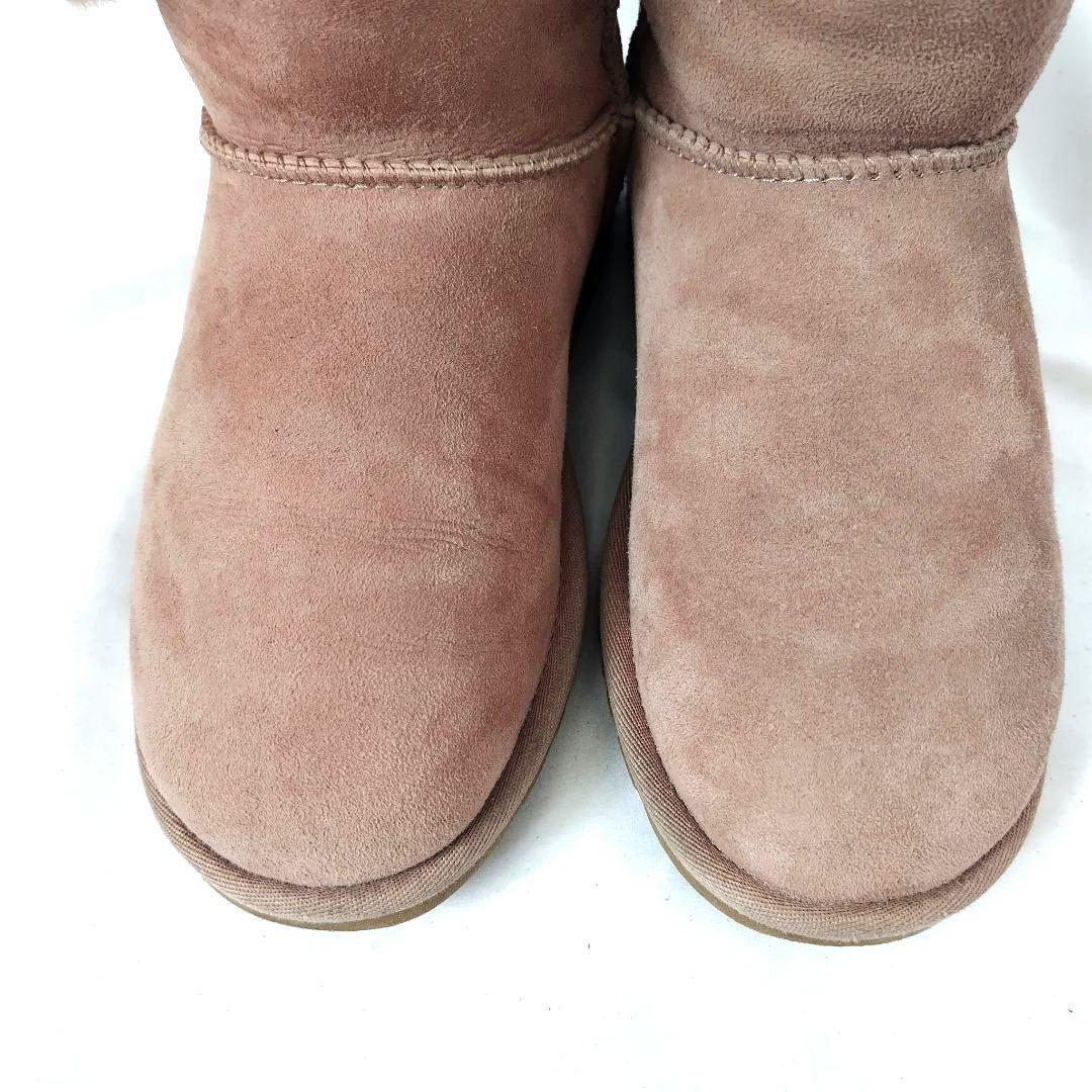 美品UGG【アグ】ムートンブーツ ベイリーボタン ピンクベージュ