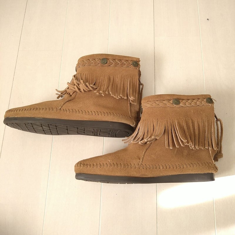美品❤MINNETONKA 【ミネトンカ】 フリンジ ショートブーツ 23.5