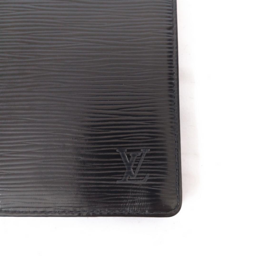 LOUIS VUITTON　ヴィトン　エピ　札入れ　袋つき　2196 美品 箱付き LOUIS VUITTON【ルイヴィトン】エピ 札入 長財布
