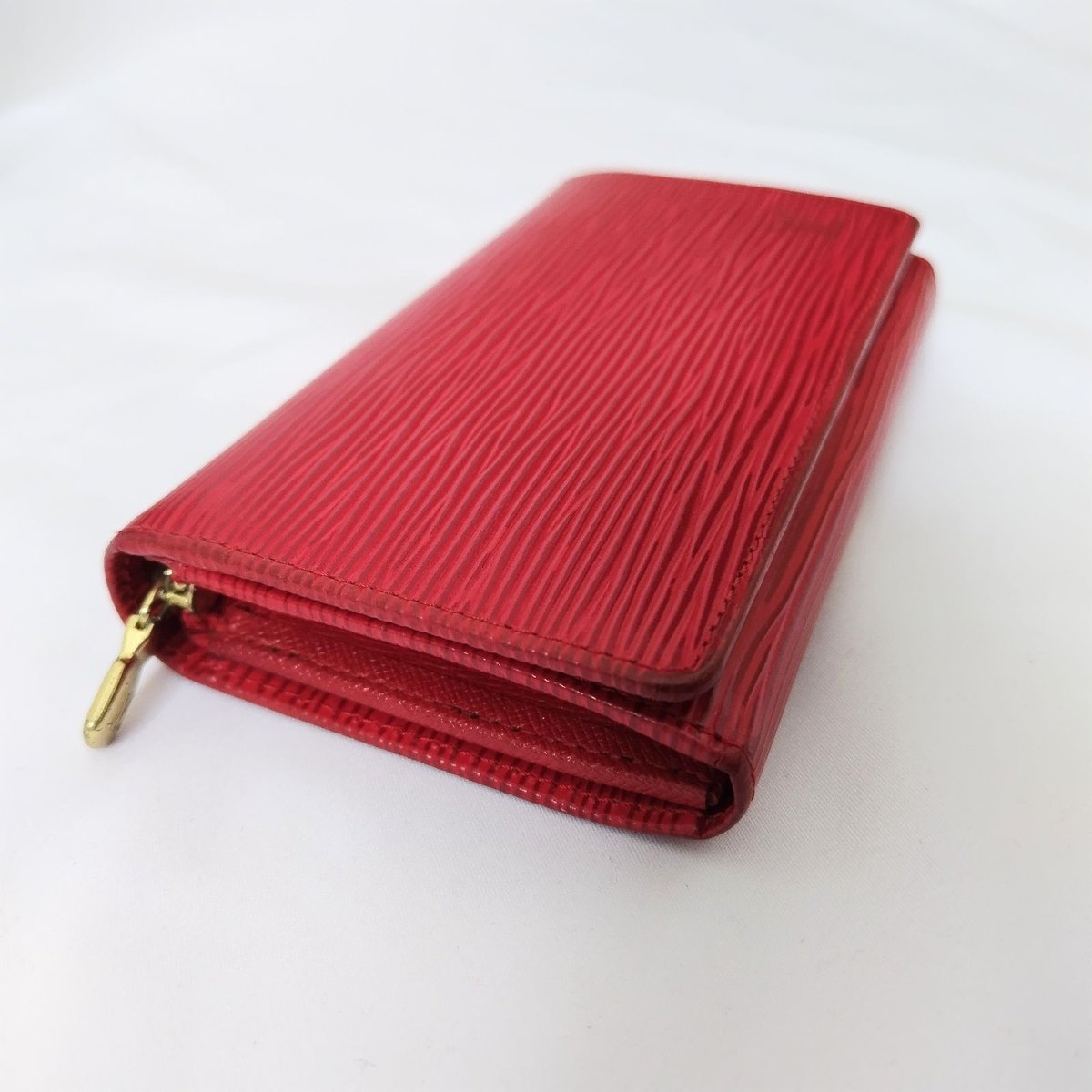 【美品】ルイヴィトン エピ ダブルホック 二つ折り 財布 レッド 赤 極美品】ルイヴィトン エピ ダブルホック 二つ折り 財布 レッド