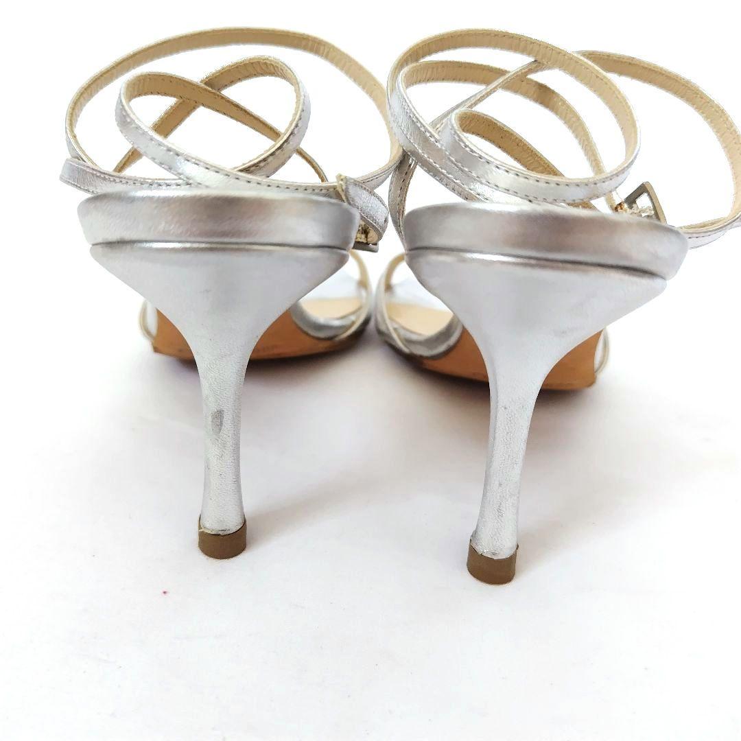 美品❤JIMMY CHOO【ジミーチュウ】シルバー ストラップ サンダル 美品❤JIMMY CHOO【ジミーチュウ】シルバー ストラップ サンダル