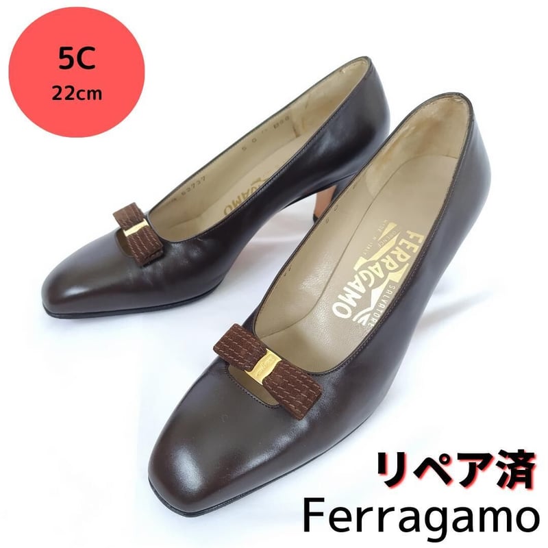 【美品】Salvatore Ferragamoフェラガモ　ヴァラリボン　パンプス