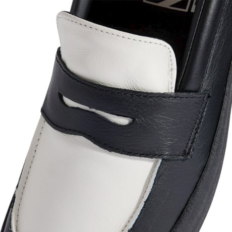 Vans Skate Loafer - Black x White