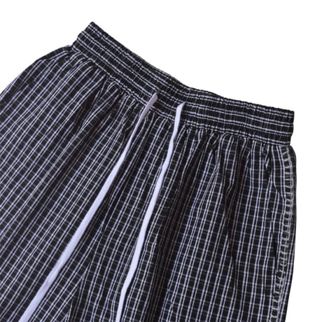 Shaka Wear Baggy Plaid Shorts - Black