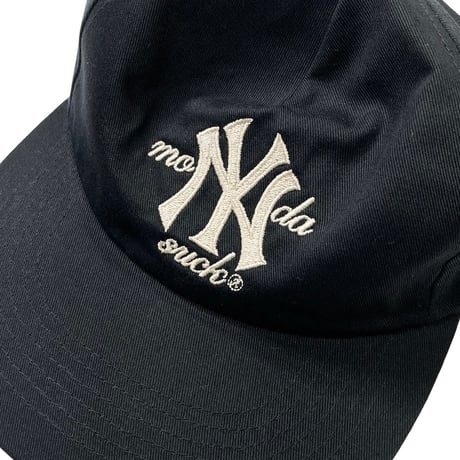 Mondaysuck 6Panel Snapback Cap Black