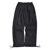 NIKE Oversized Fit Mid Rise Stacked Length Cargo Pants - Black