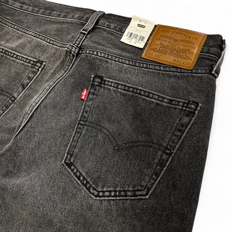 Levi’s 568 Loose Straight Block Party T2
